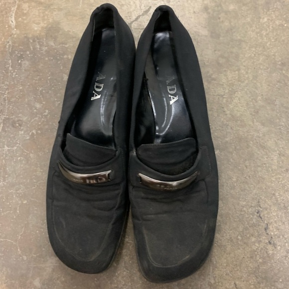 Prada Women's Elegant Black Flats - Picture 1 of 8